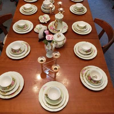 Vintage Lefton Green with Pink Roses Luncheon  61 pc Set