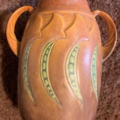 Roseville Windsor vase