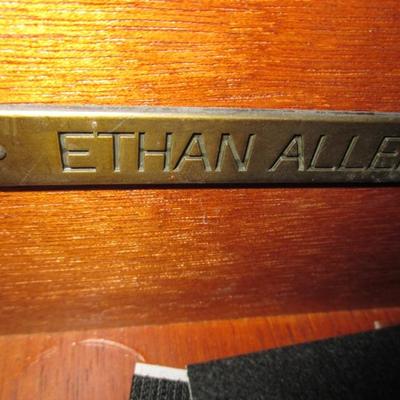 Ethan Allen Small Accent Bombay Chest 