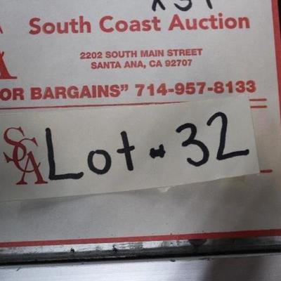 A54	#100 Bottle Collection 34 Pcs