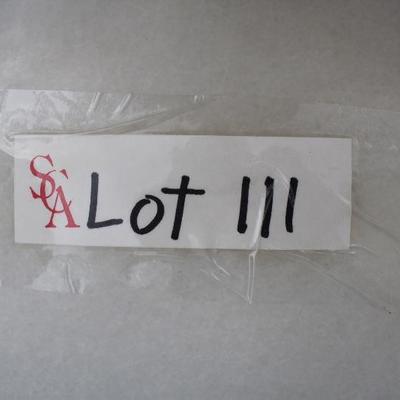 A4 	#1015 Pair of Marble Lion Statues                                                              Dims=39/23/14