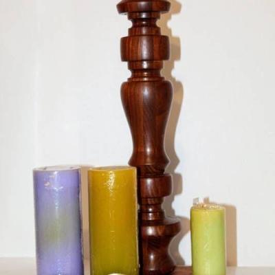 Beautiful Solid Wood Candle Stick with Pillar Candles