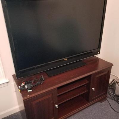 Lot # 113 - $160 47" Vizio TV & Stand (Stand Included) 