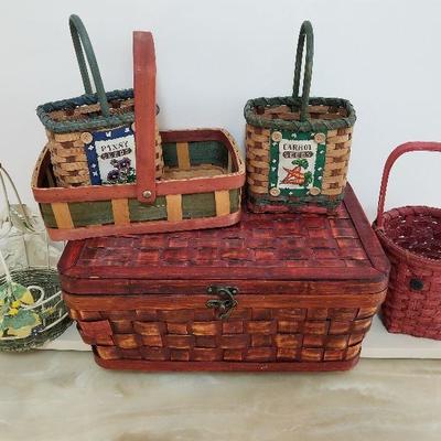Lot # 104 - $18 Collection of Baskets  