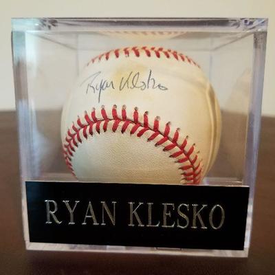 Lot # 204 - $15 Autographed Ryan Klesko Baseball 