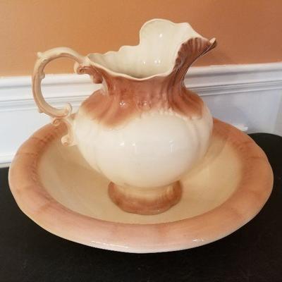 Lot # 28 - $25 Pitcher & Bowl (No name found on it)  