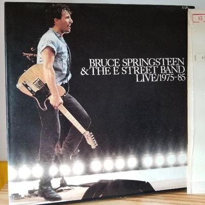 Pic from Lot # 129 Close up view Bruce Springsteen  