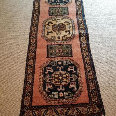 Lot # 137 - $150 MESHKIN RUNNER RUG  6 ft. 11" X  2 ft. 5 " wide