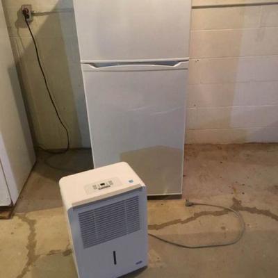 Refrigerator and Dehumidifier