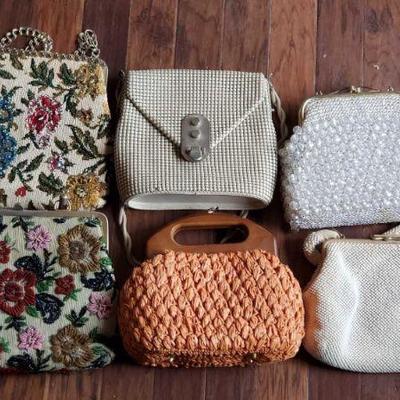 6 Vintage Beaded Purses and Wallet
6 Vintage Beaded Purses and Wallet