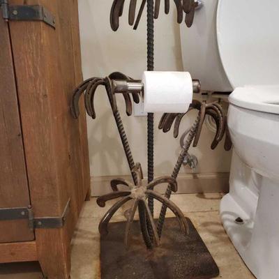 Palm Tree Toilet Paper Rack Made out of Horseshoes
Measures 30