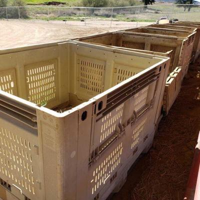 4006: 7 Collapsible Produce Crates
6 measure approximately 33" x 40" x 48" and the other measures approximately 25" x...