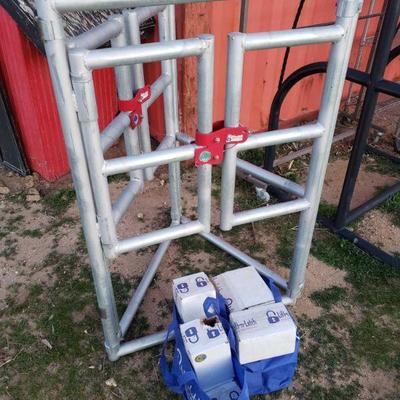 4305: Lift-n-Hatch Display with 11 Lift-n-Hatch is Boxes
Display measures approximately 49" x 35" x 35"