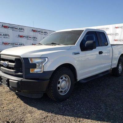 2015 Ford F-150 4X4. CURRENT SMOG
Power windows, locks and mirrors. BF Goodrich tires with lots of tread! CURRENT SMOG 
Year: 2015
Make:...