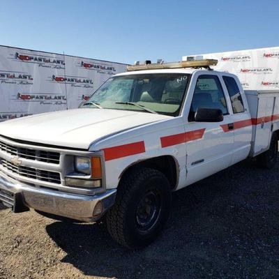 1998 Chevy C2500 with Service Bed
Year: 1998
Make: Chevrolet
Model: C2500
Vehicle Type: Pickup Truck
Mileage: 143,793
Body Type: 2 Door...