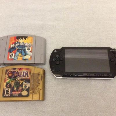 MVP022 PSP Game Console & Two Vintage Nintendo Game Cartridges 