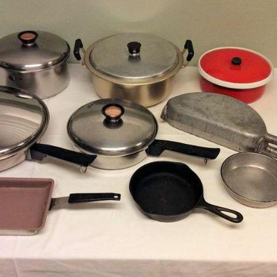 MVP057 Cast Iron Frying Pan, Omelet Pan, Pots & More