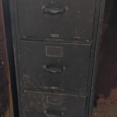 Vintage Wood 4 Drawer filing cabinet 