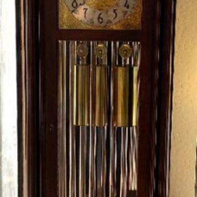 Herschede 8 Day Hall/Grandfather Clock, with 9 Tubes Moon And Sun Dial Also 3 Chimes (Whittington, Westminster, Canterbury)
