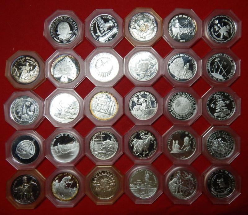 1985 Mint 1 Oz Christmas For Someone Special Bullion .999 Fine Silver Round Coin