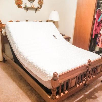 New Temper-pedic Adjustable mattress. Brand new!!!
