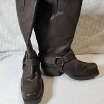 Arizona Leather Booth with Straps Size 8.5 M