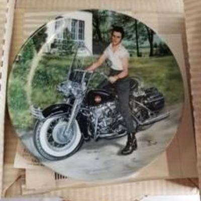 Playe Decor, Elvis on a Harley