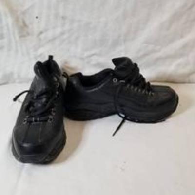 Sketchers Premium , Work non slip Steel Toe Shoe size 8