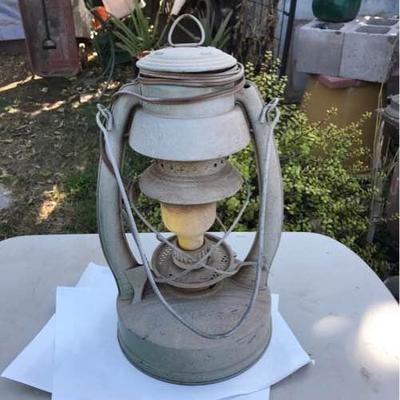 EMBURY No. 2 Air Pilot Electric Lantern