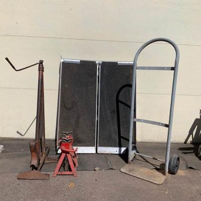 Car Jacks and Trailer Ramp