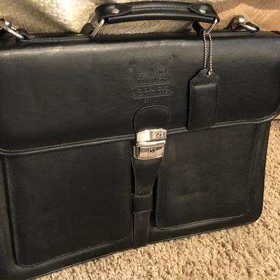 COACH Laptop Bag
Handbag
Satchel
Accessories