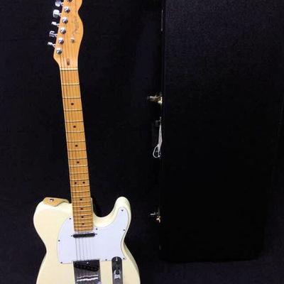 GGG046 Fender American Telecaster Guitar (Vintage White)