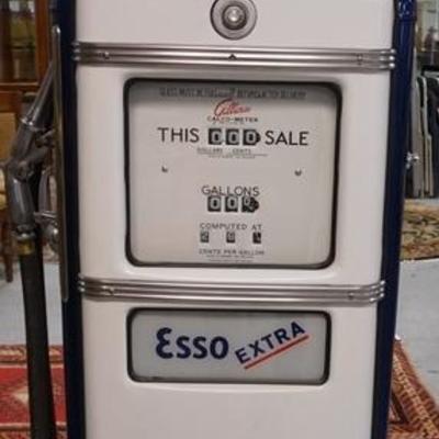 1074	ANTIQUE ESSO GILBARCO GAS PUMP GLOBE NOT ORIGINAL 
