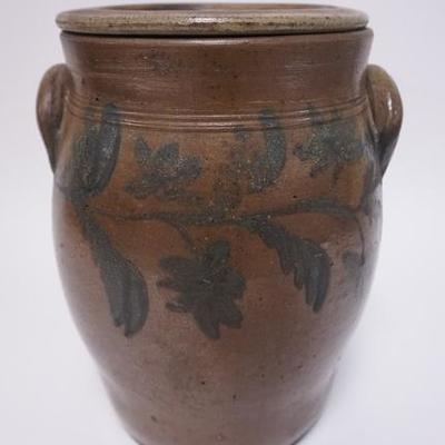 1006	BLUE DECORATED STONEWARE CROCK W/LID 12 1/4 IN H
