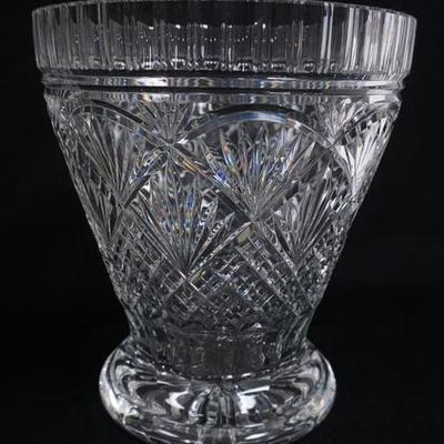 1079	WATERFORD CRYSTAL LIMITED EDITION LARGE ICE BUCKET 8 OF 25 SIGNED JIM O LEARY 2006, 10 IN H, 9 5/8 IN DIAMETER 
