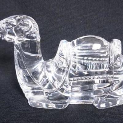1051	WATERFORD CRYSTAL CAMEL. 5 1/2 IN LONG, 3 1/2 IN H
