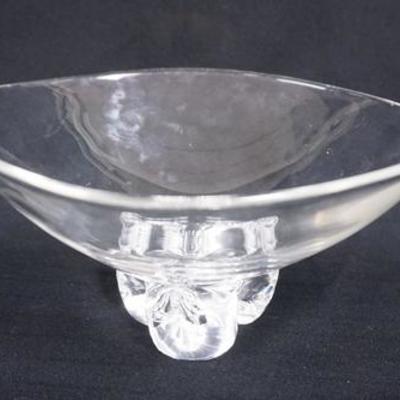 1056	STEUBEN CRYSTAL BOWL WITH APPLIED FOOT. HAS 2 SCRATCHES ON ONE SIDE, 9 3/4 IN, 4 1/2 IN H
