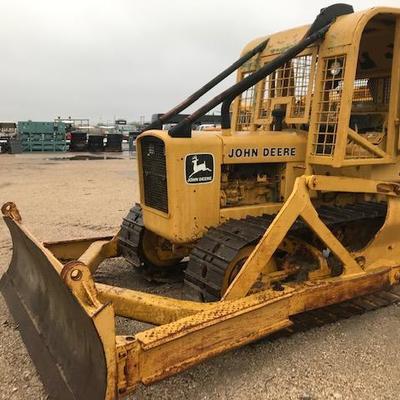 1980 John Deere Bull Dozer