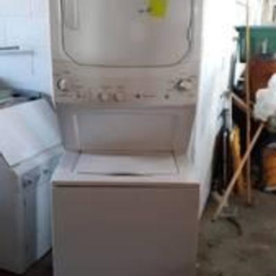 GE Model GTUP270EM1WW Stackup Washer  Dryer Combo