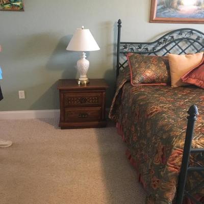master bedroom chests of drawers/nightstands 