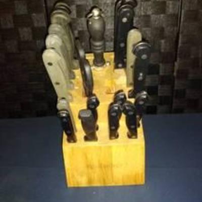 Knife Block Set with A Variety of Different Knives