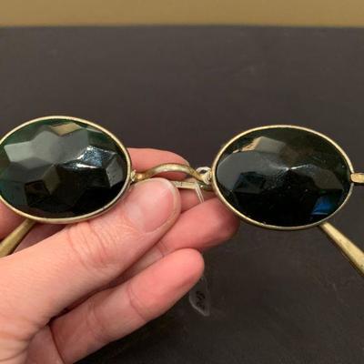 Over 1000 Pairs of Unique, Antique and Collectible Eyewear 