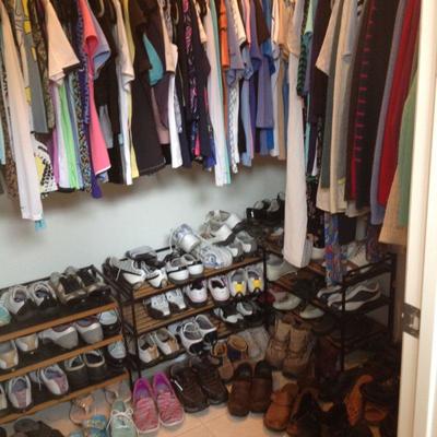 Golf shoes size 7 1/2 and women's clothes 