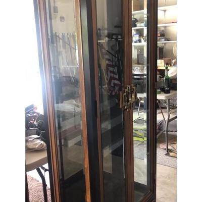 Curio asian influence 100% perfect and beautiful wood with glass shelves ! Great for doing room to display China and keep your linens in...