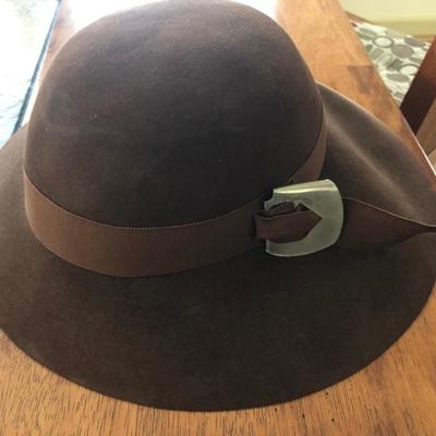 Vintage bullocks hat $10 