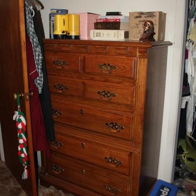 Fanwood Estate Sale - EstateSalesByOlga