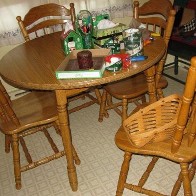 Wabash kitchen table with 2 leaves and 4 chairs  BUY IT NOW $ 255.00