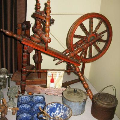 Ashford vintage spinning wheel  BUY IT NOW $ 125.00