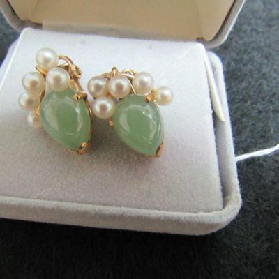 14kt Gold Jade/Pearl Earrings