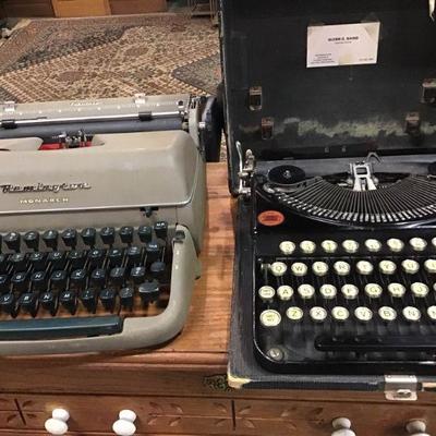Vtg & Atq Remington Typewriters